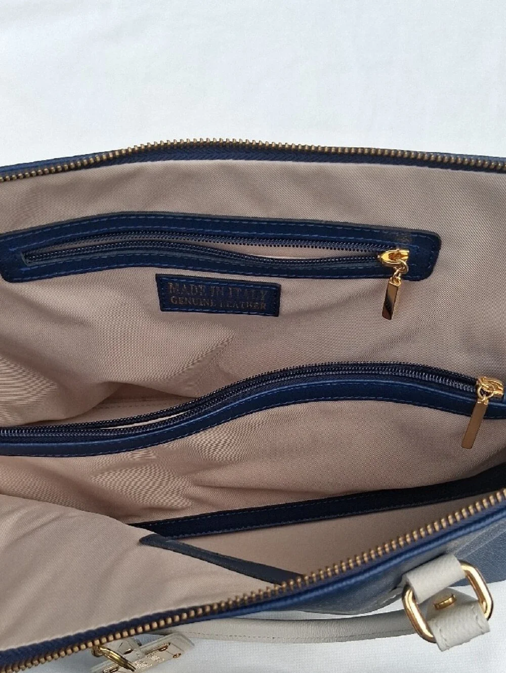 LAURO‎ Navy and Cream Structured Dome Satchel